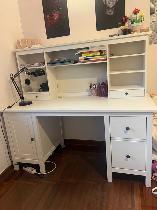 biurko Ikea z nadstawką, białe