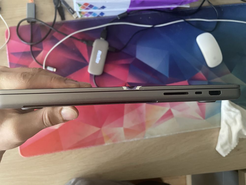 Macbook pro 16 16gb/512gb m1 pro (a2485)