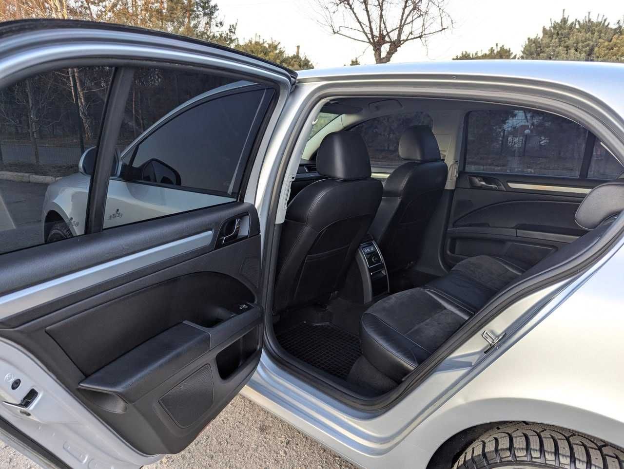 Продам Skoda Superb 2014. Можна в розстрочку, під викуп