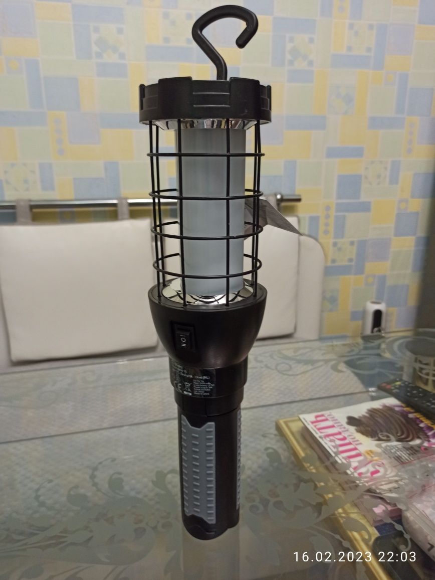 Ліхтар - робоча лампа з гаком та триногою