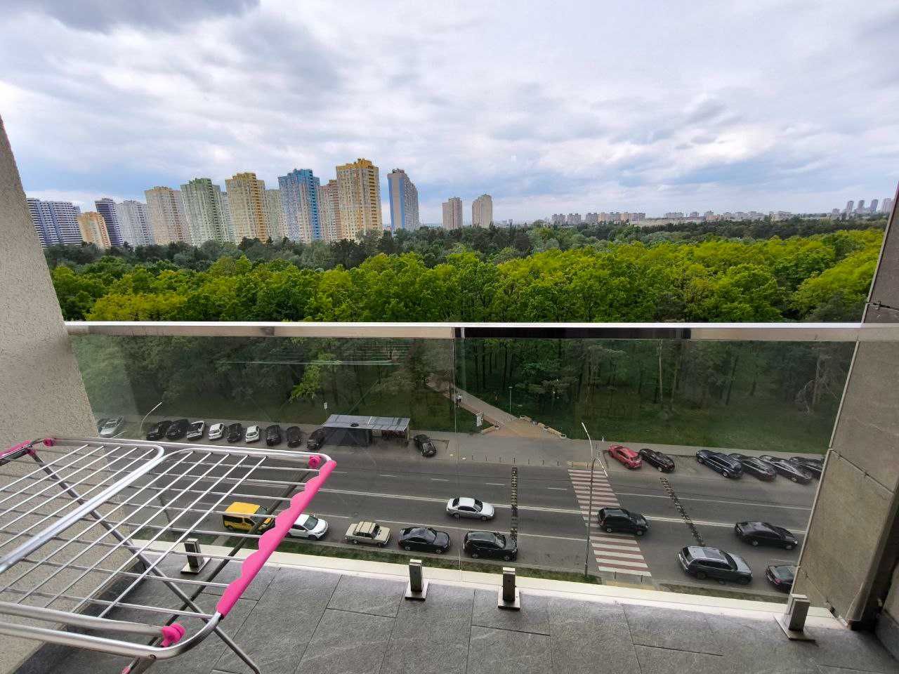 Продаж 2к квартири в ЖК Автограф 1, з видом на парк Перемоги