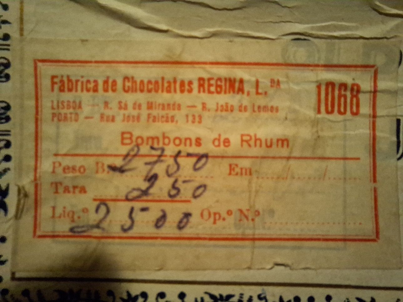 Caixa antiga de bombons de rhum Regina - publicidade antiga