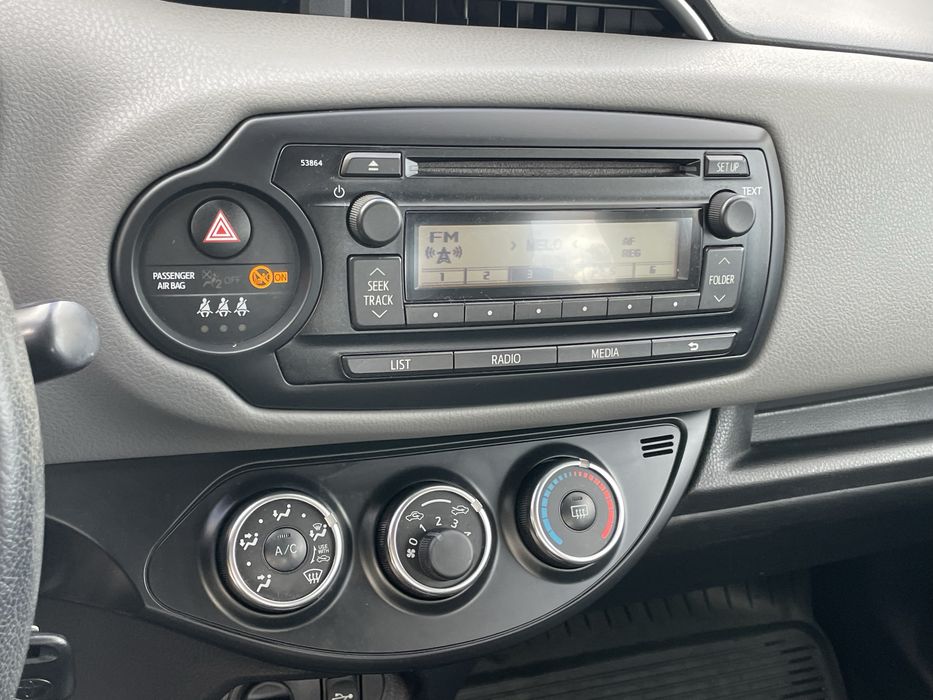 Yaris-1.3l-Polski Salon-Stan Bardzo Dobry