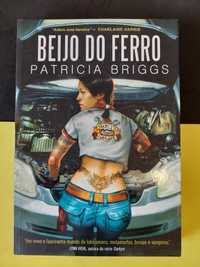 Patricia Briggs - Beijo de ferro