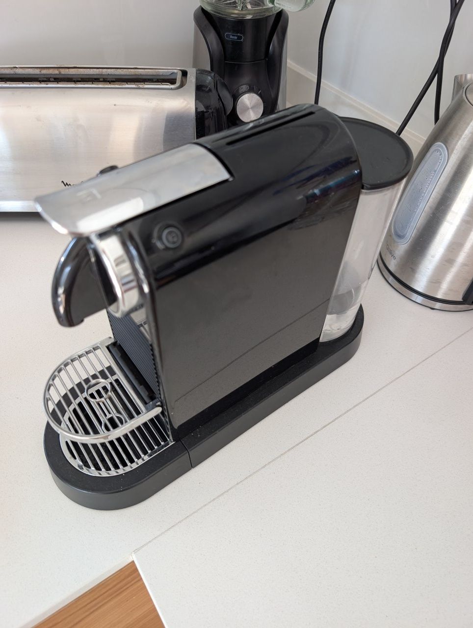 Máquina de café Nespresso (Krups)