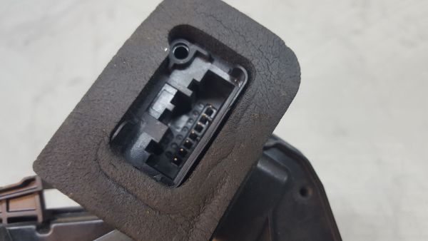 Fechadura / fecho porta frente direito VOLKSWAGEN Polo (6R, 6C)