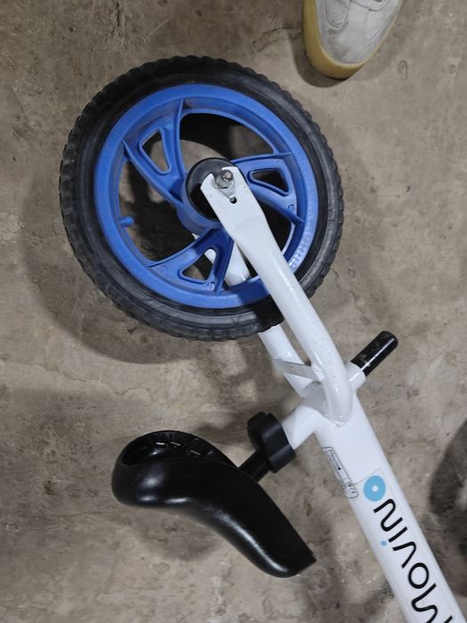 Беговел дитячий Movino