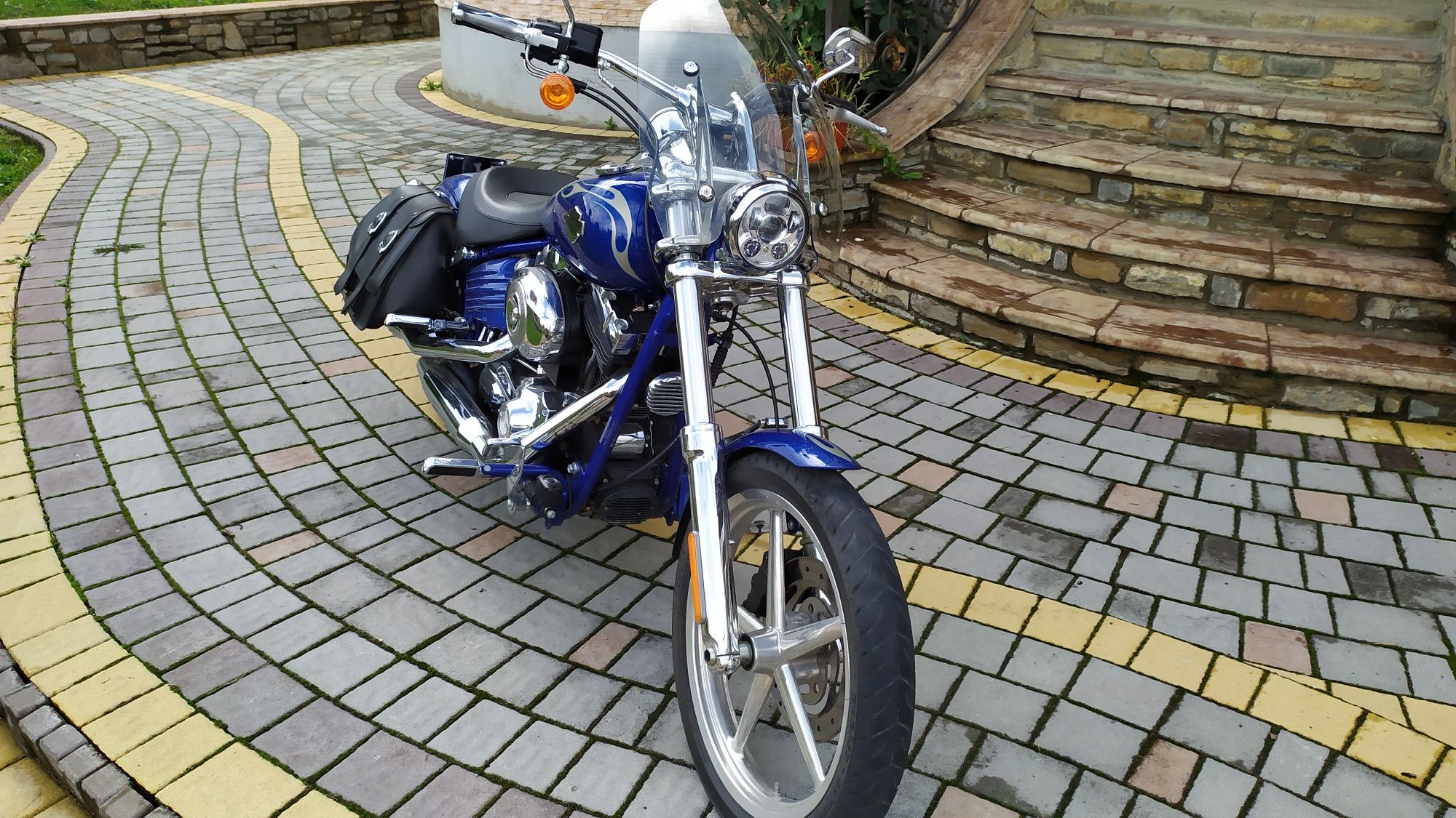 Harley Davidson Rocker C Softail