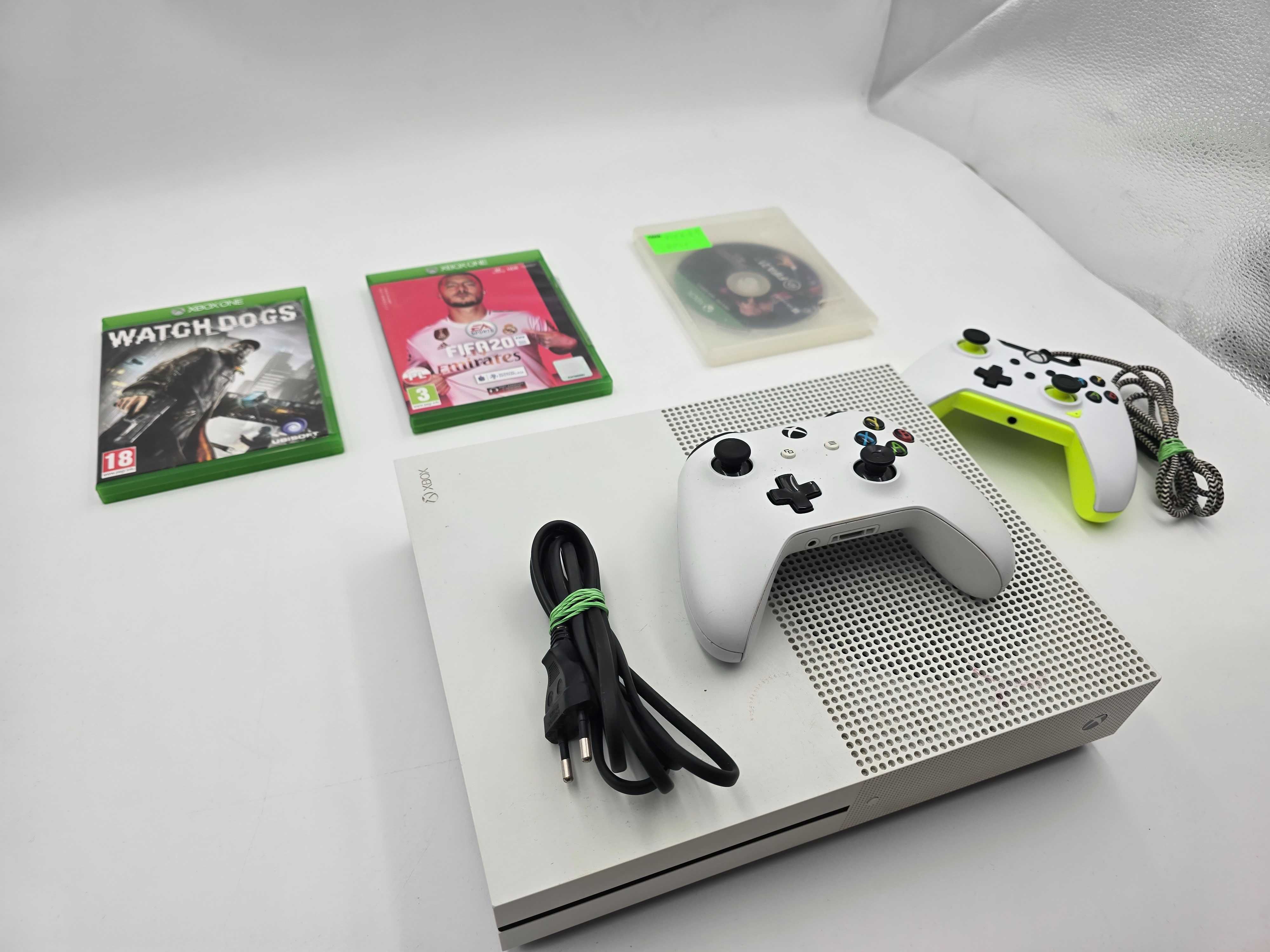 Konsola Xbox ONE S 500GB MODEL 1681