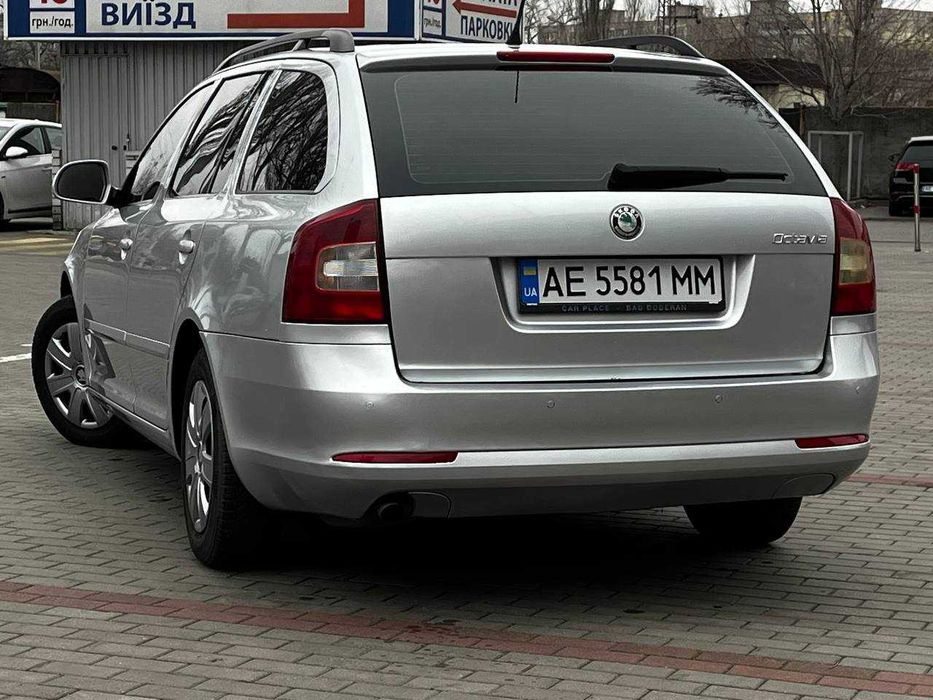 Шкода Октавия A5 FL 1,6 Універсал 2009 Рестайлинг 2 поколение