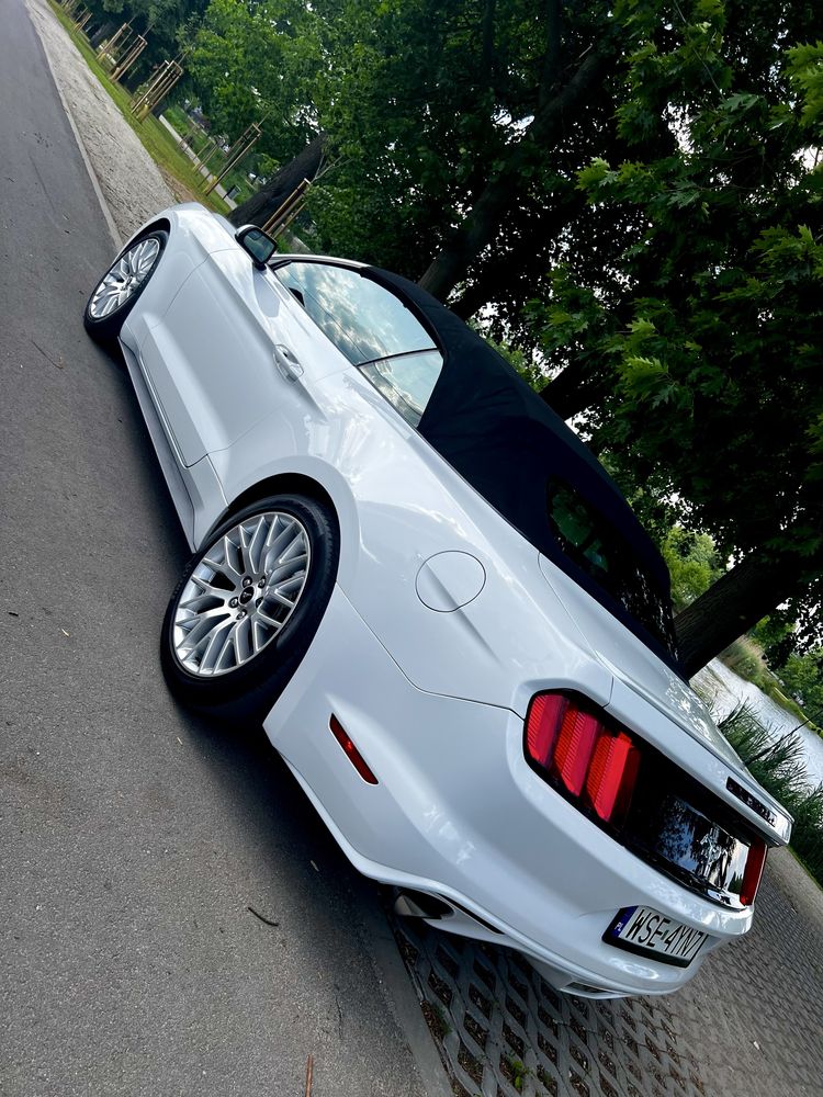 Ford mustang cabrio