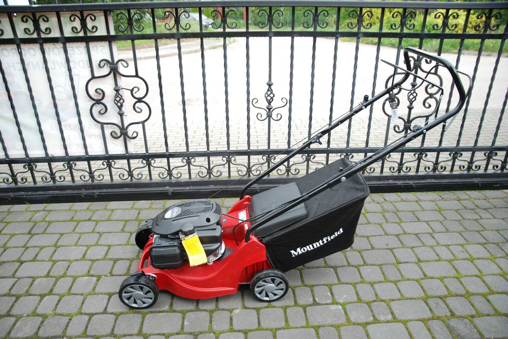 Kosiarka Mountfield SP164 spalinowa