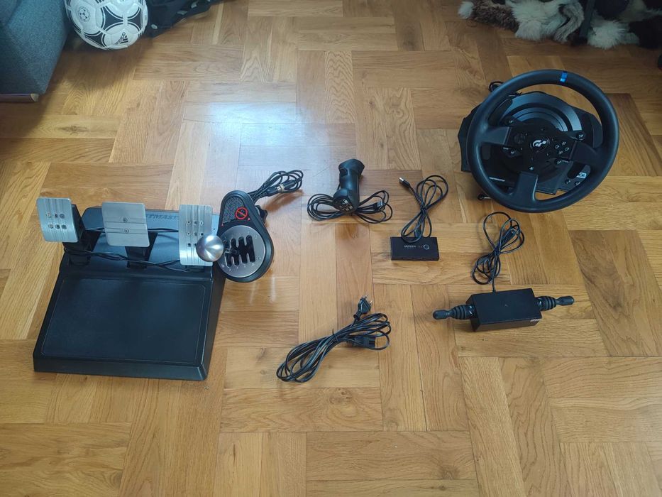 Thrustmaster T300 RS + pedały + biegi + dodatki ETS2