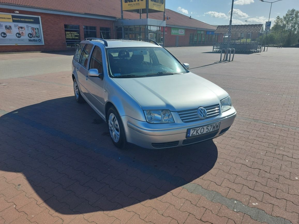 VW Bora Kombi 1.6 benzyna 2001