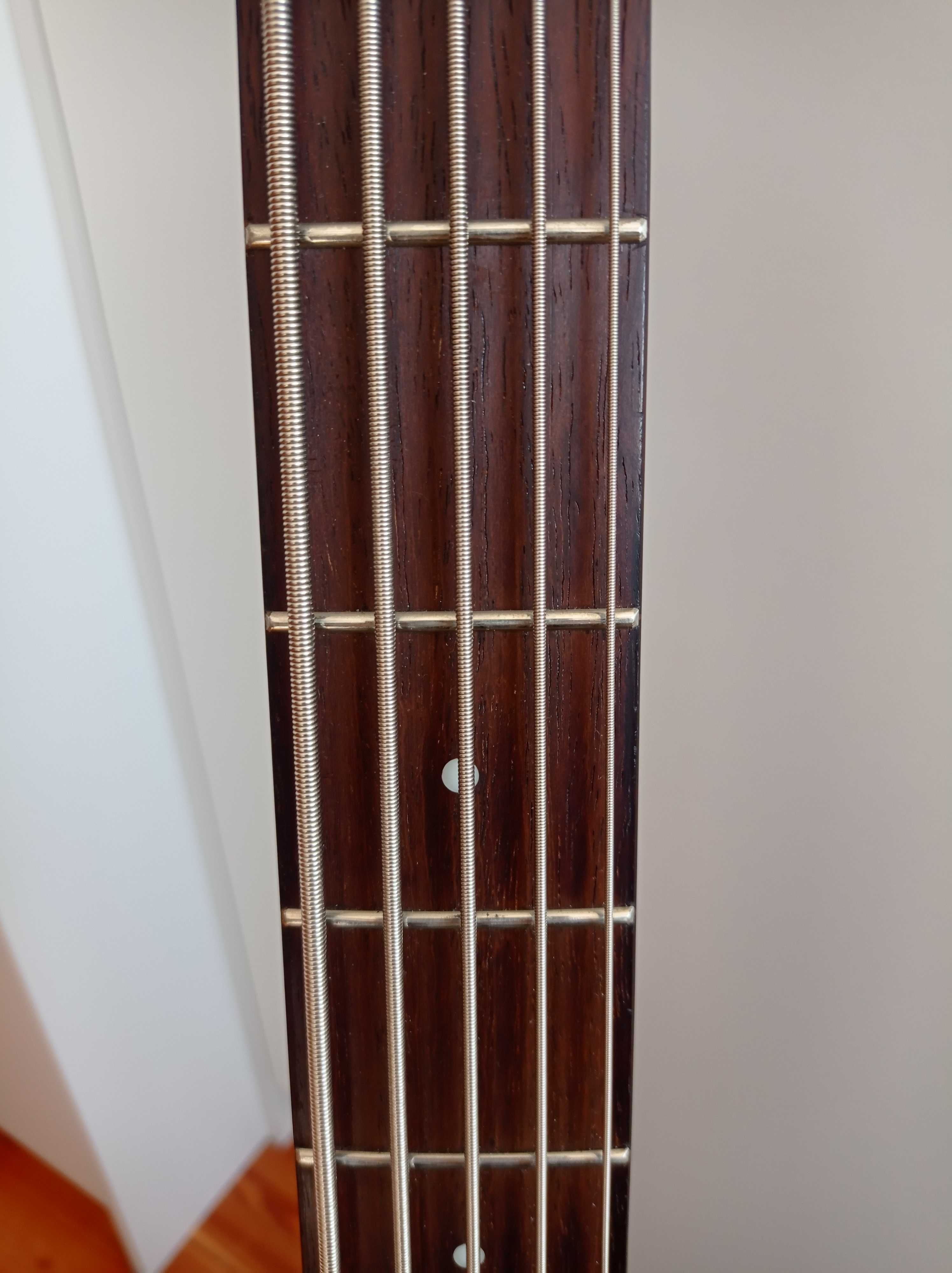Gitara basowa Ibanez sr 300 z futerałem