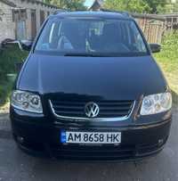 Продам автомобіль Volkswagen Touran