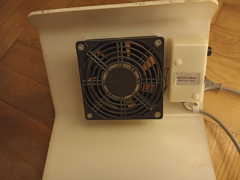 Лампы , Вытяжка для маникюра