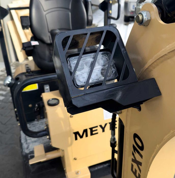 Minikoparka Meyer EX10 - skrętne ramie - JCB CAT CASE KOMATSU