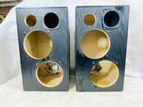 Obudowy IQ AL 3 I.Q. basy 2x 20cm metalowa maskownica