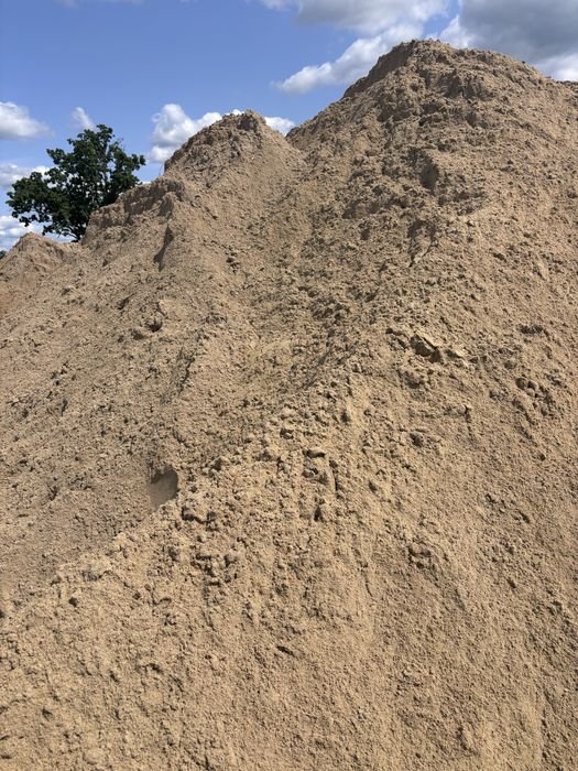 Ziemia ogrodowa lub pod trawnik, piasek podsypkowy i budowlany