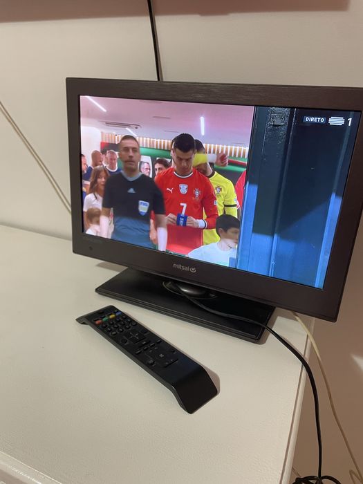 Tv 18’’ Mitsai com comando