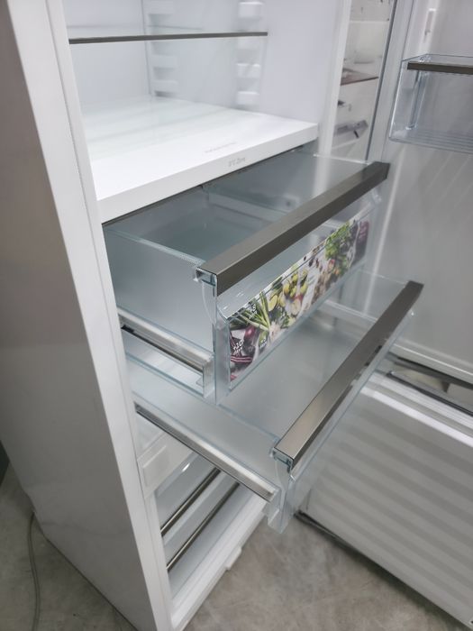 Двокамерний Холодильник вбудований Miele 2023 р 177 см зона свіжості
