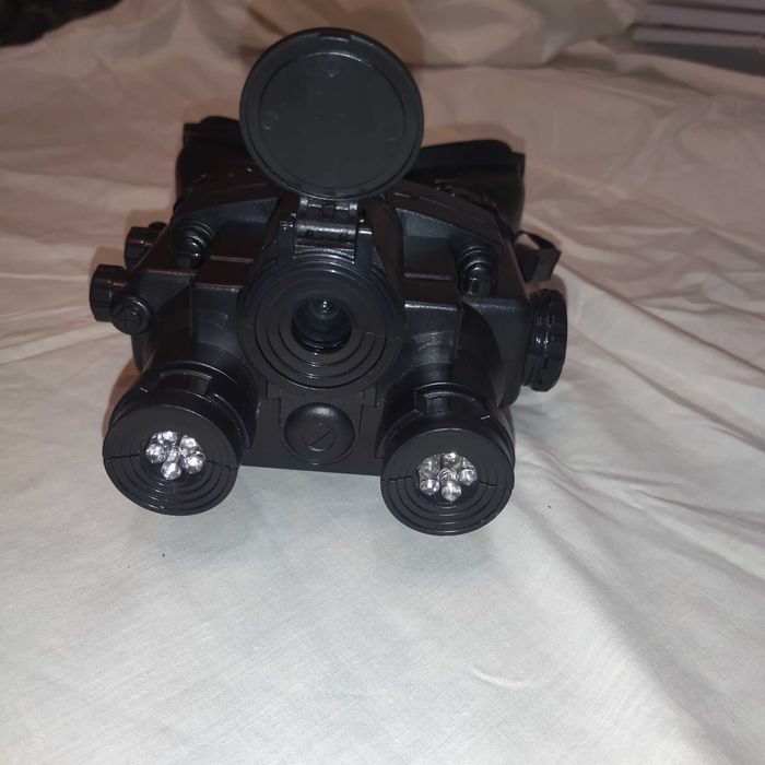 Детский бинокль ночного видения Jakks с инфракрасным излучением