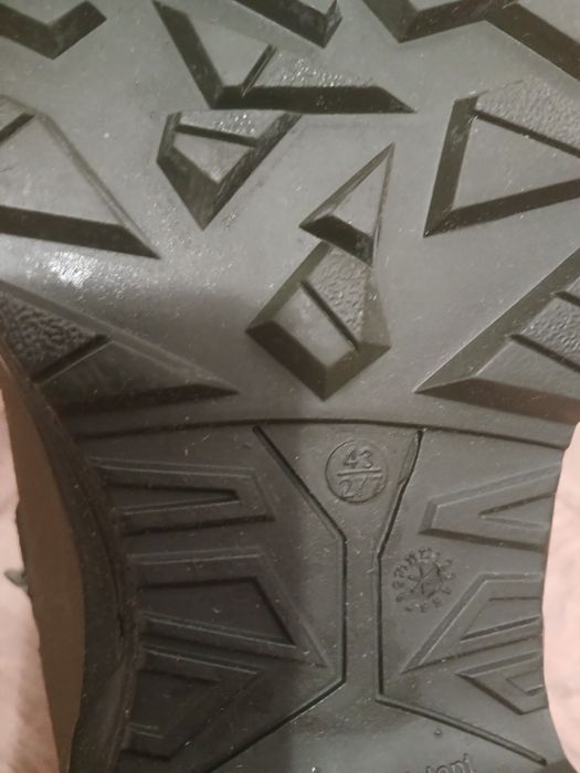 Продам хижак,термобілизну,талани зимові