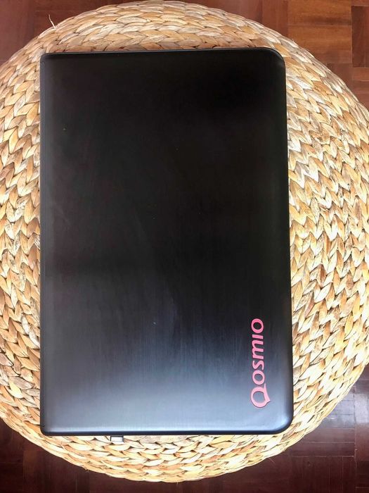 Como Novo • Toshiba Qosmio X70-B-10T | i7 • 16GB RAM • GTX 770M • 1 TB