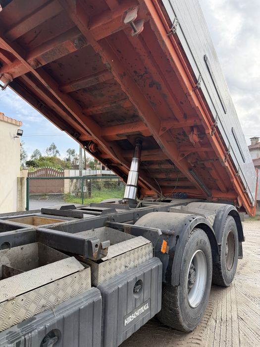 Volvo Fmx com grua e bascula