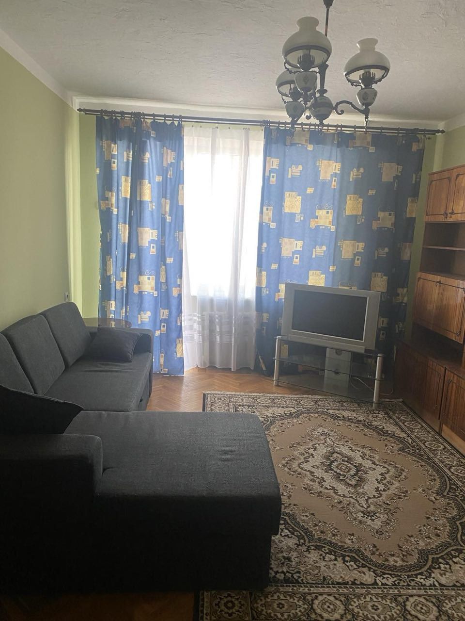 Продам двухкомнатную квартиру м.Научная