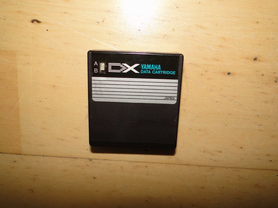 Oryginalny Cartridge YAMAHA DX7 2 Orchestral Percussive Synth Effects