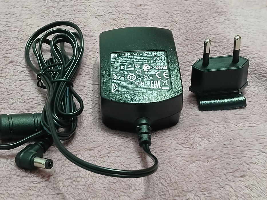 Блок питания phihong model PSAC12R-050. Новый.