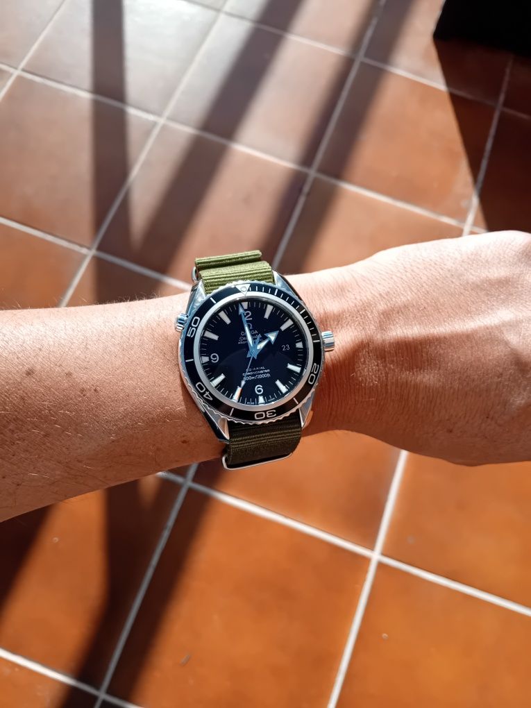 Pulseira 22mm para relógio Omega Seamaster45 e speedmaster de 18mm.