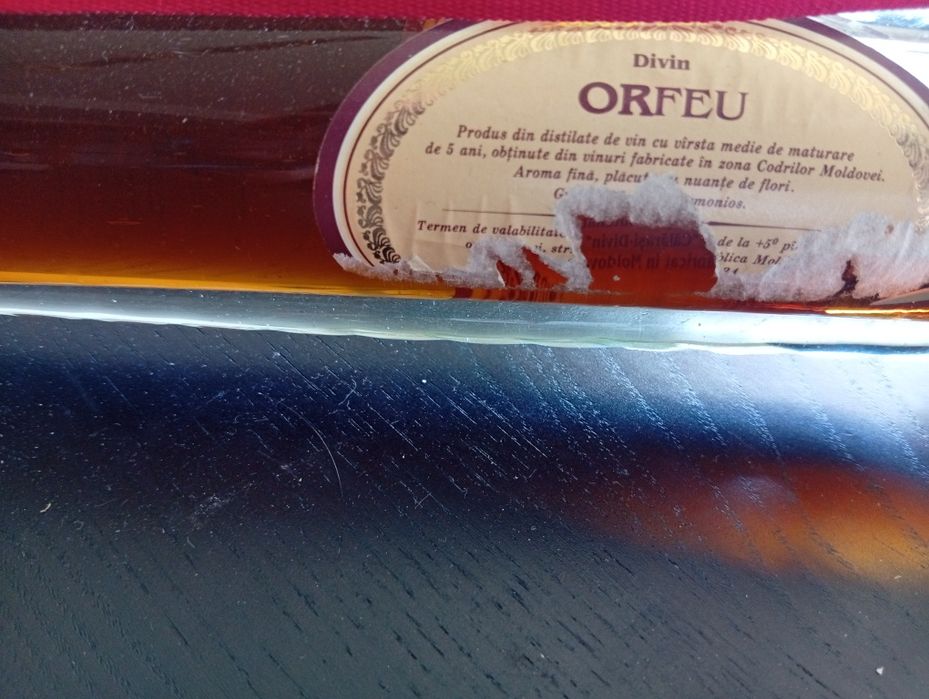 Garrafa de coleção origem Moldávia