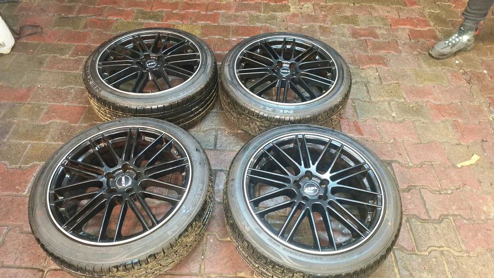 Koła alufelgi 225/45R19 5x114,3mm ET45 8Jx19 Nissan Kia Hyundai piękne