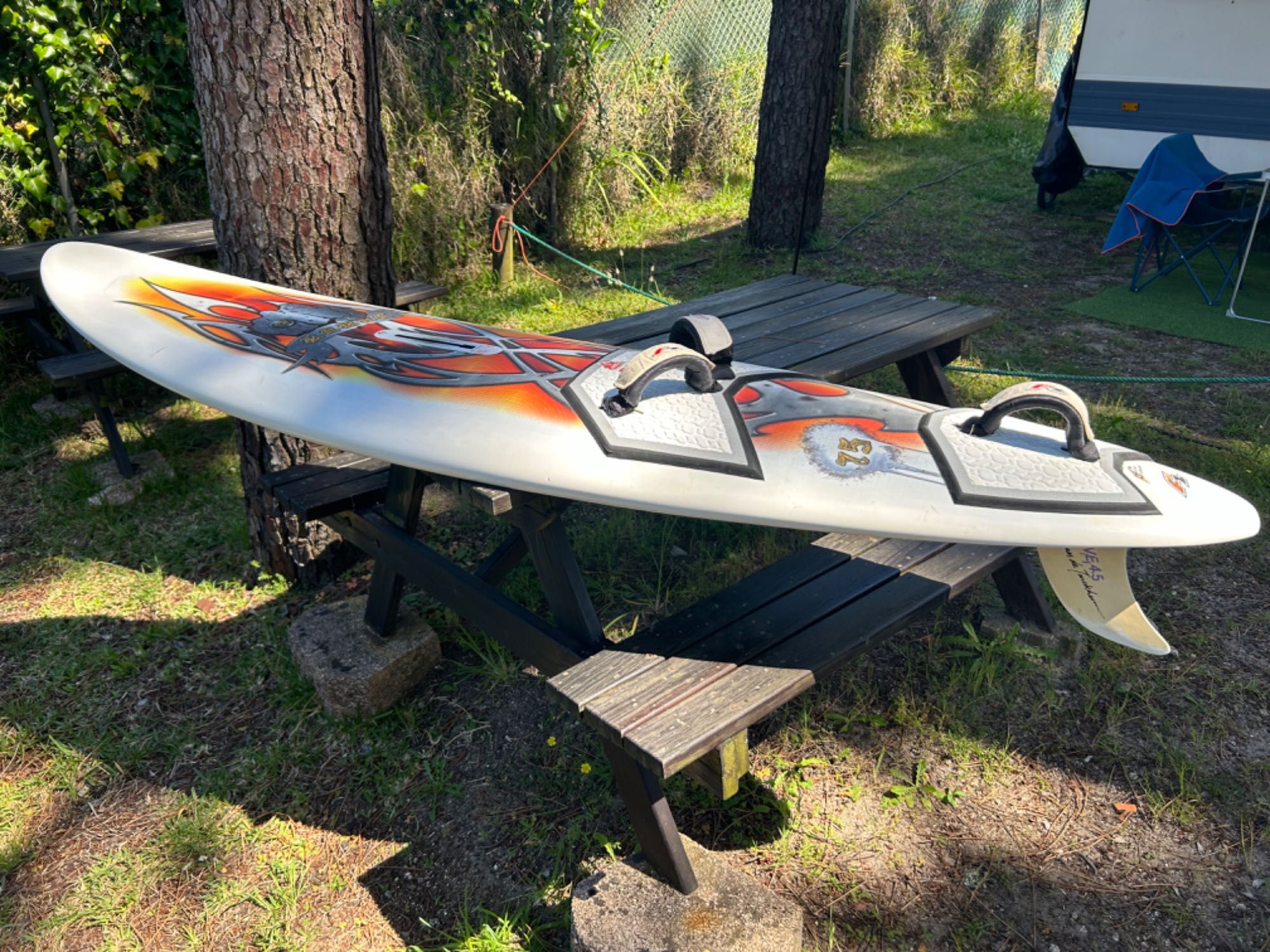 Prancha Windsurf F2 75L