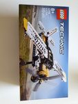 LEGO 42198 Technic Samolot transportowy
