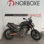 KTM Duke  790