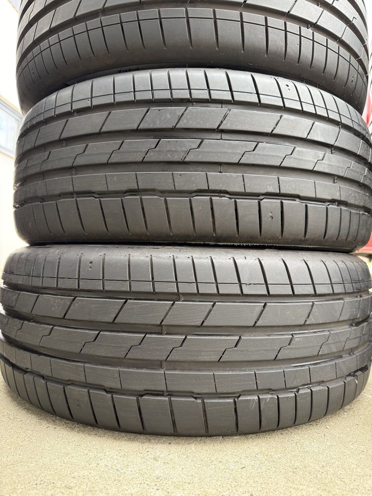 225/45/19 Hankook Ventus S1 Evo 3