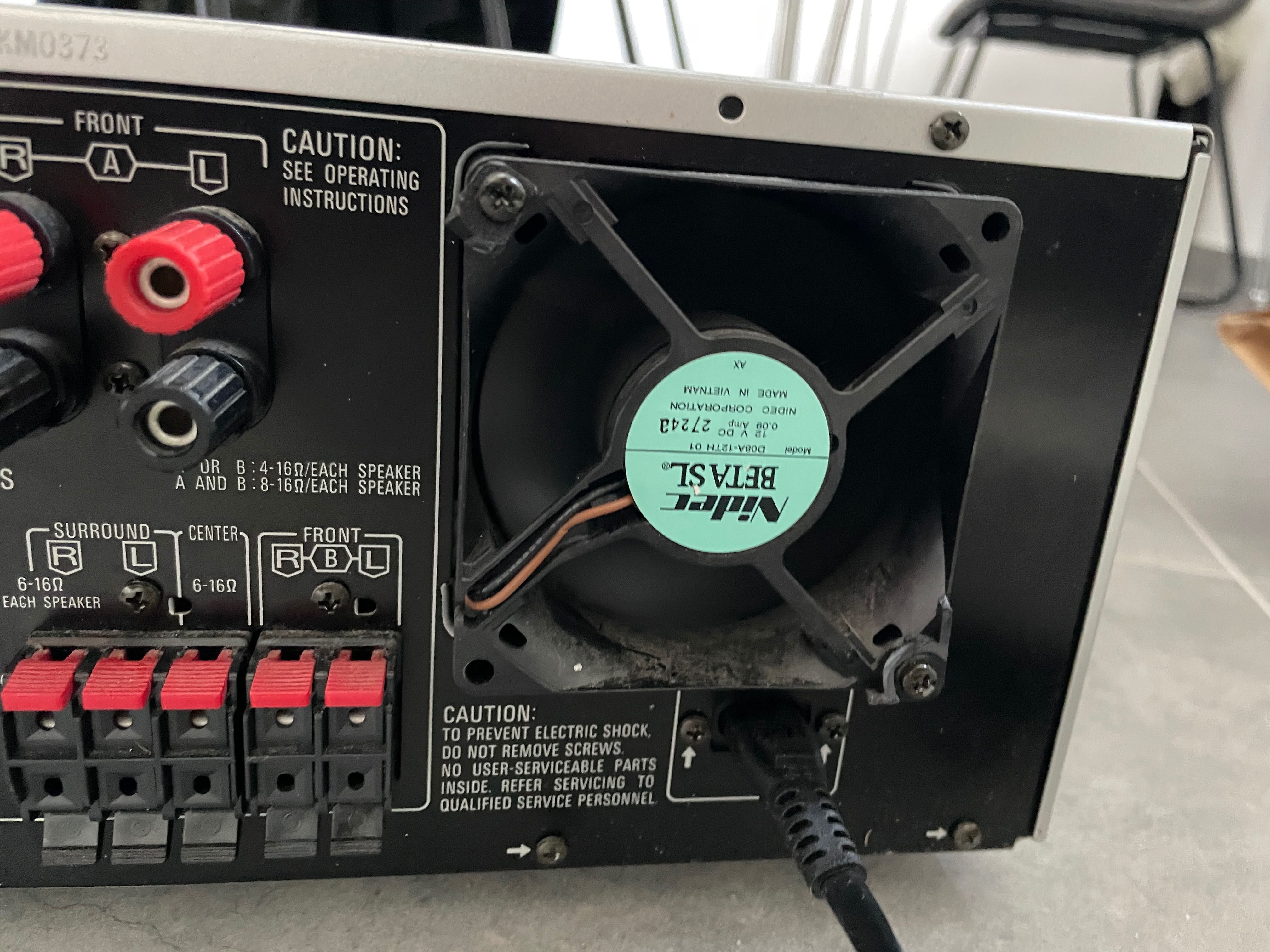 Amplituner panasonic SA-HE90