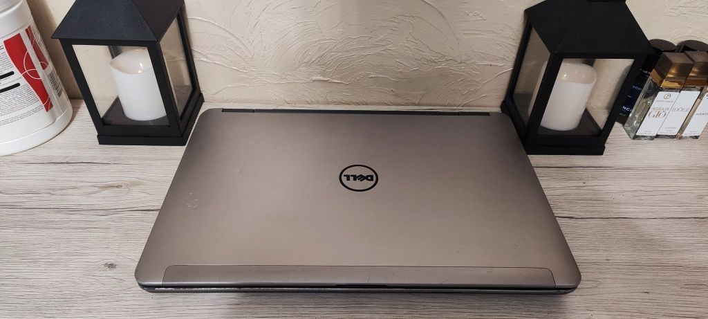 Dell Latitude E6540 i7-4го/Nvme 256Gb/ОЗУ 8Gb/Hd Graphics 4600-2Gb