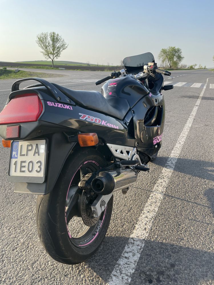 Suzuki katana gsx 750 f