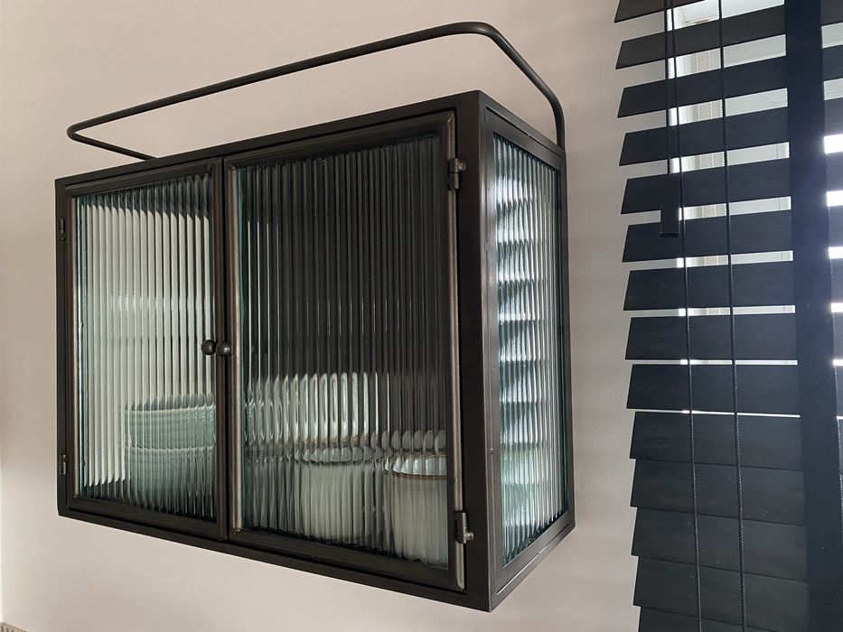 Witryna metalowa LOFT metalowa szkło ryflowane