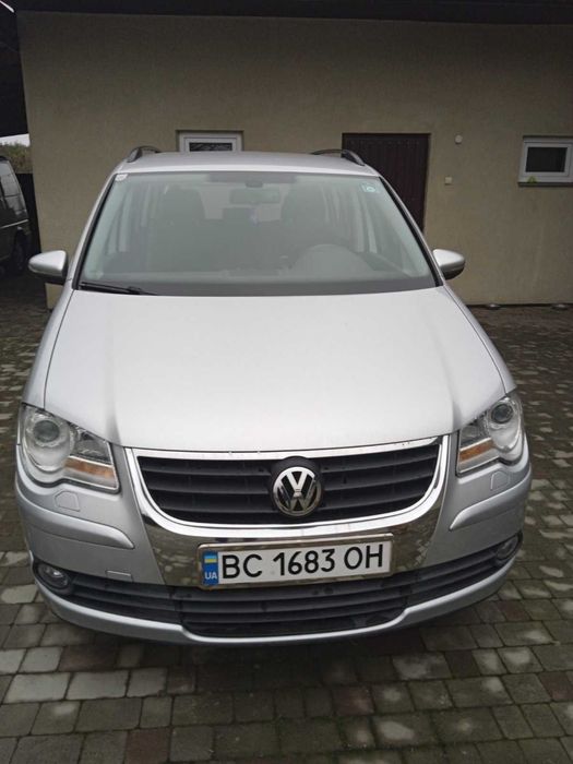 Продам Volkswagen Touran 1.9tdi 2010р.в