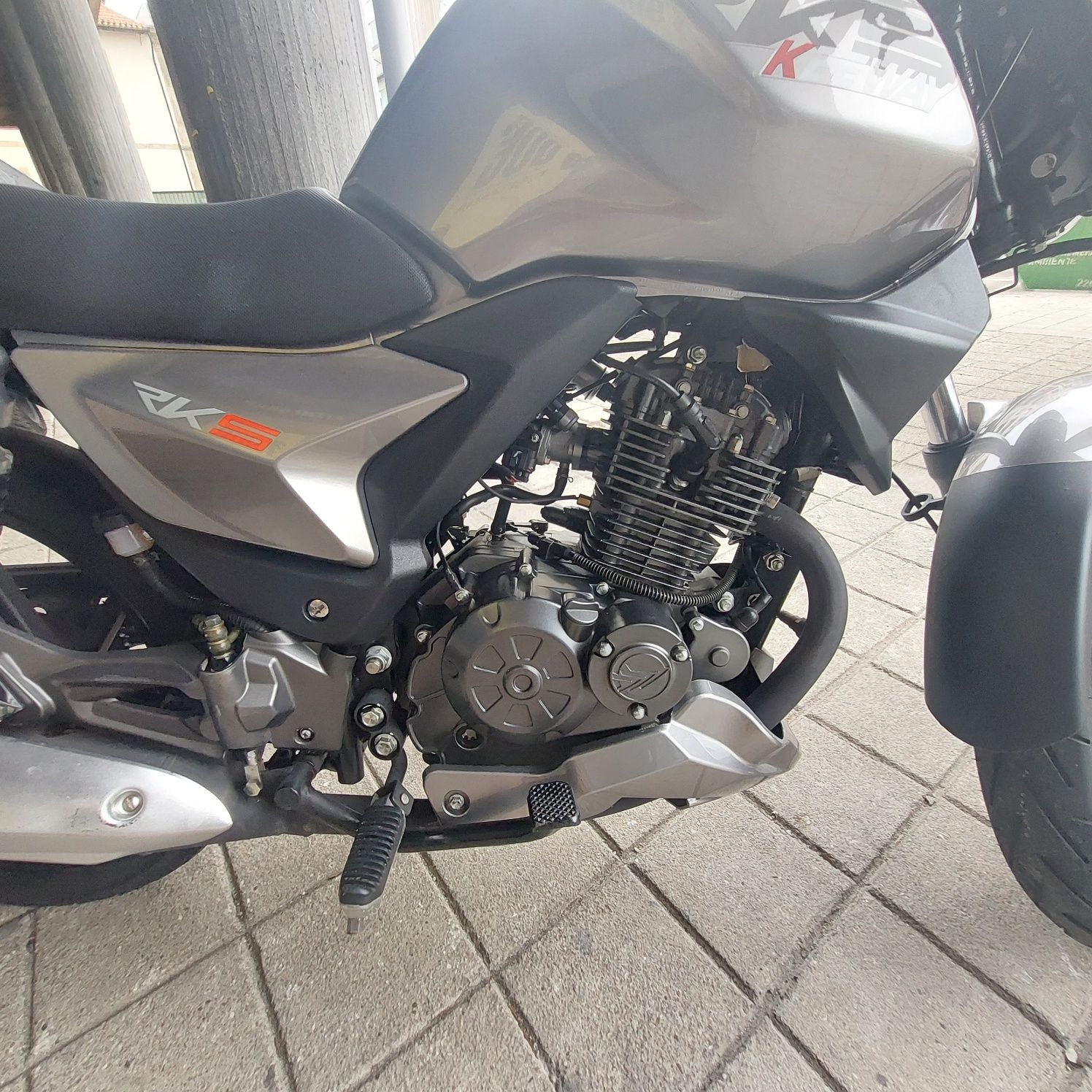 Keeway 125 pouco uso