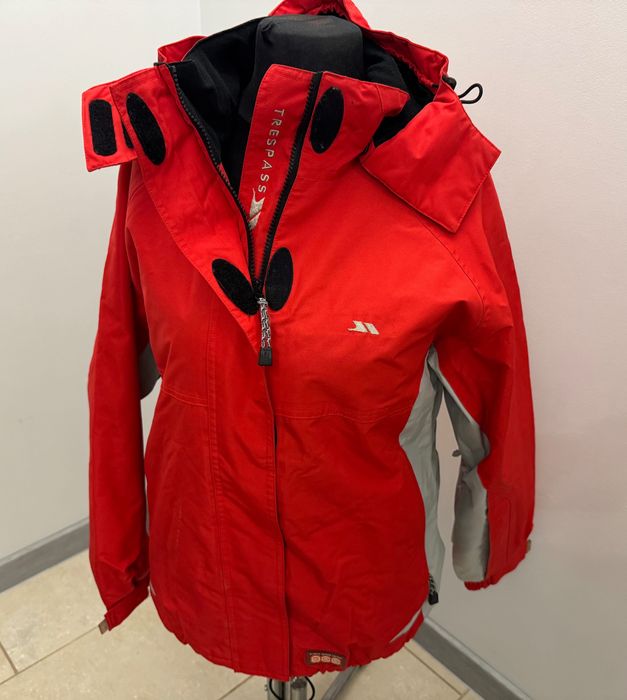 Trespass markowa kurtka czerwono- szara damska, narciarska  M jak nowa