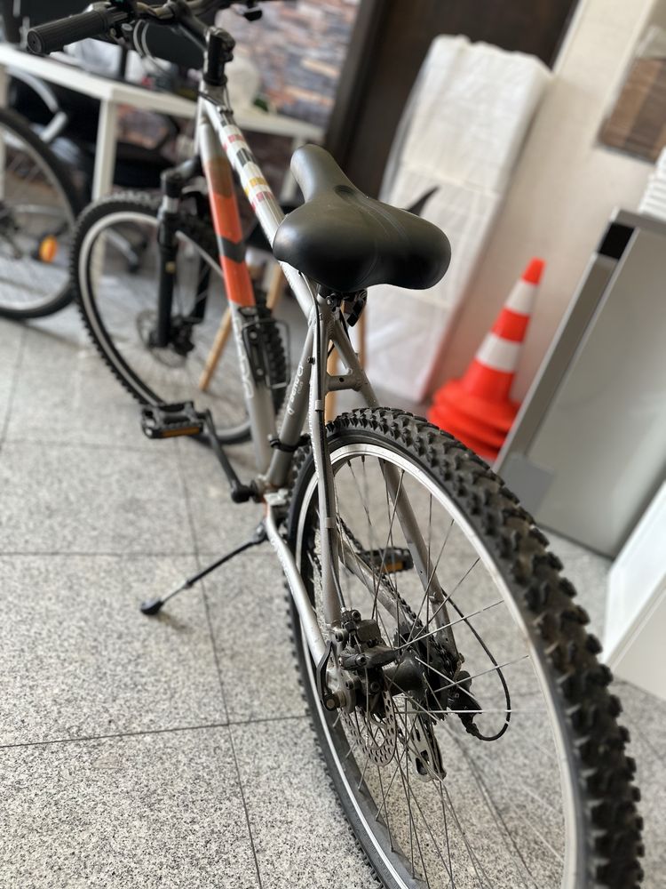 Bicicleta Berg Amortecedor dianteiro