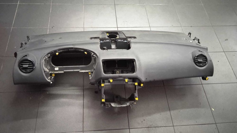 Deska rozdzielcza konsola poduszka airbag pasażera Opel Meriva B
