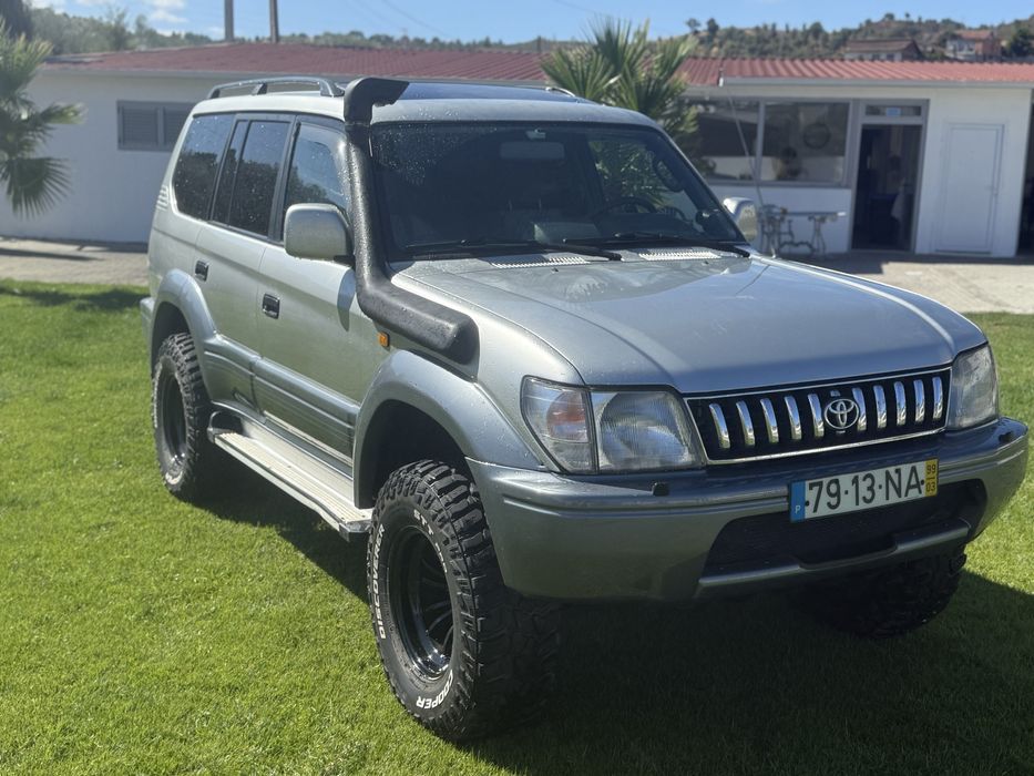 Toyota Land Cruiser 3.0 longo “ como novo”